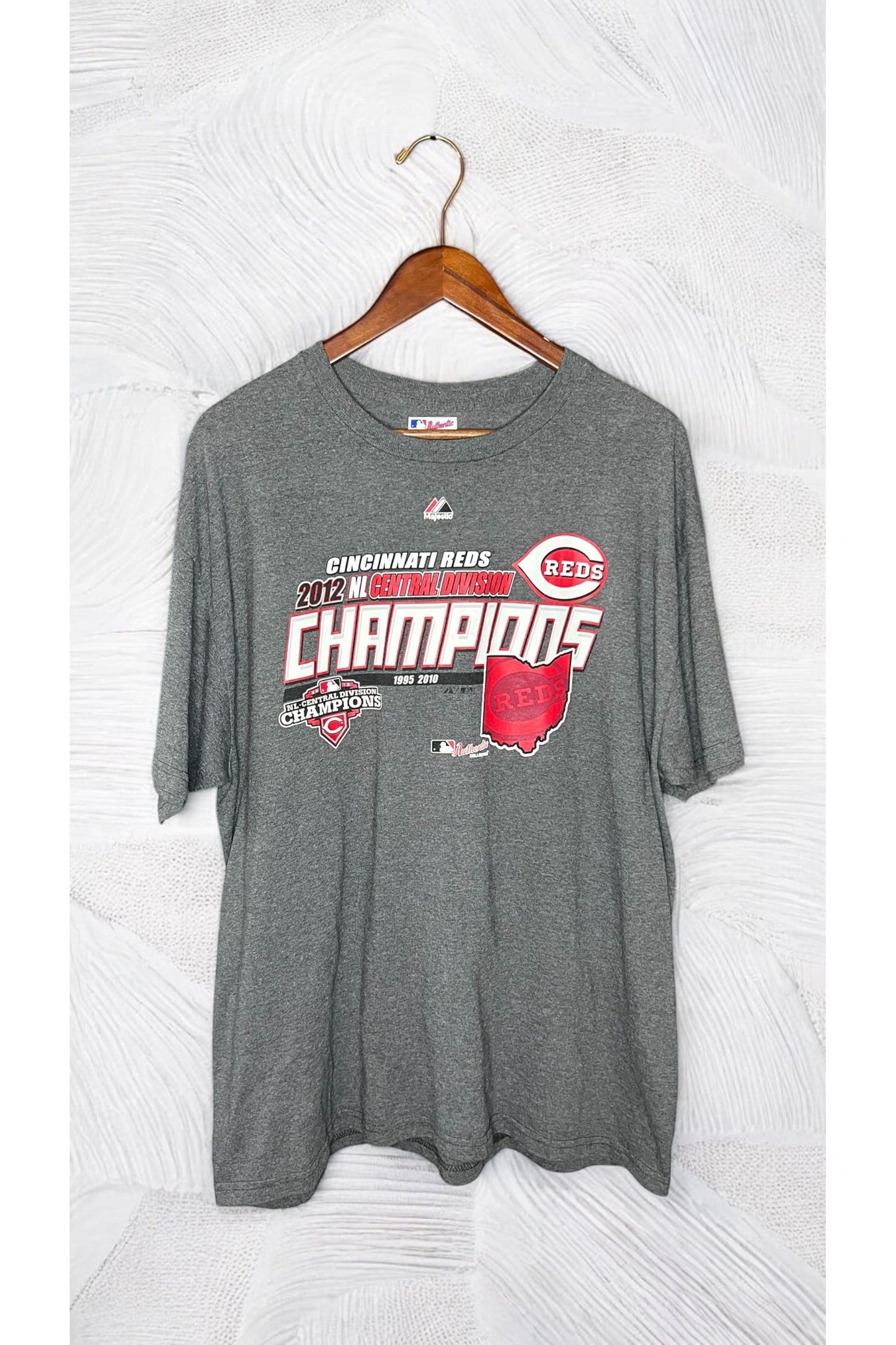 Cincinatti Reds (2012 NL Central Division Champions) - La Kultura
