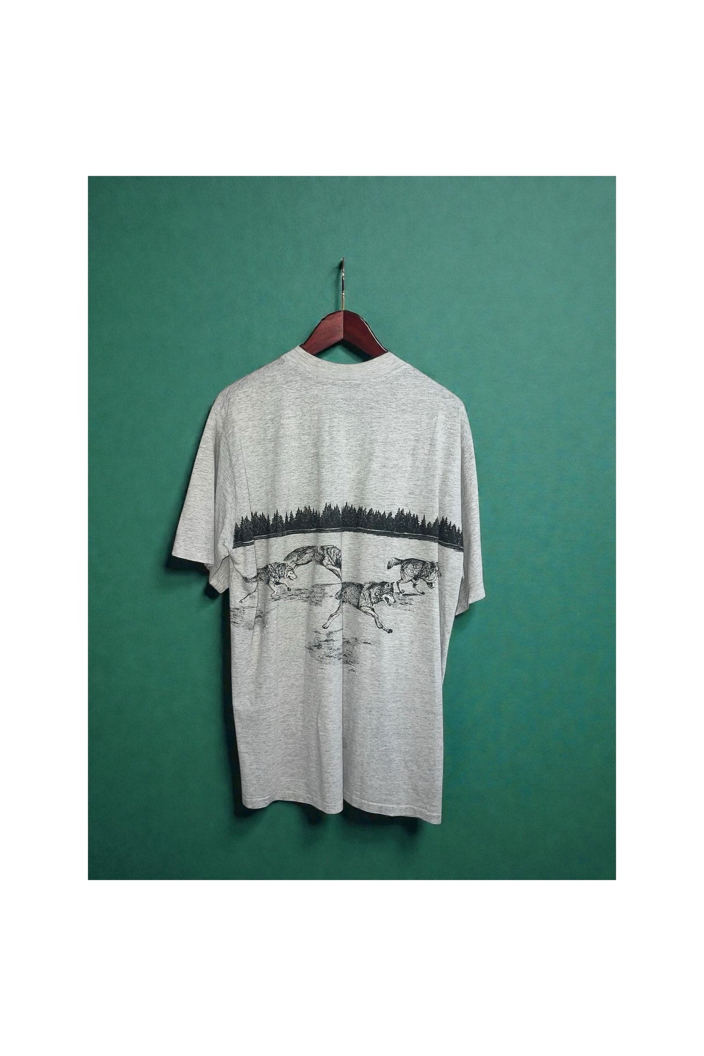 Wolf Moon Henley Baseball Tee - La Kultura