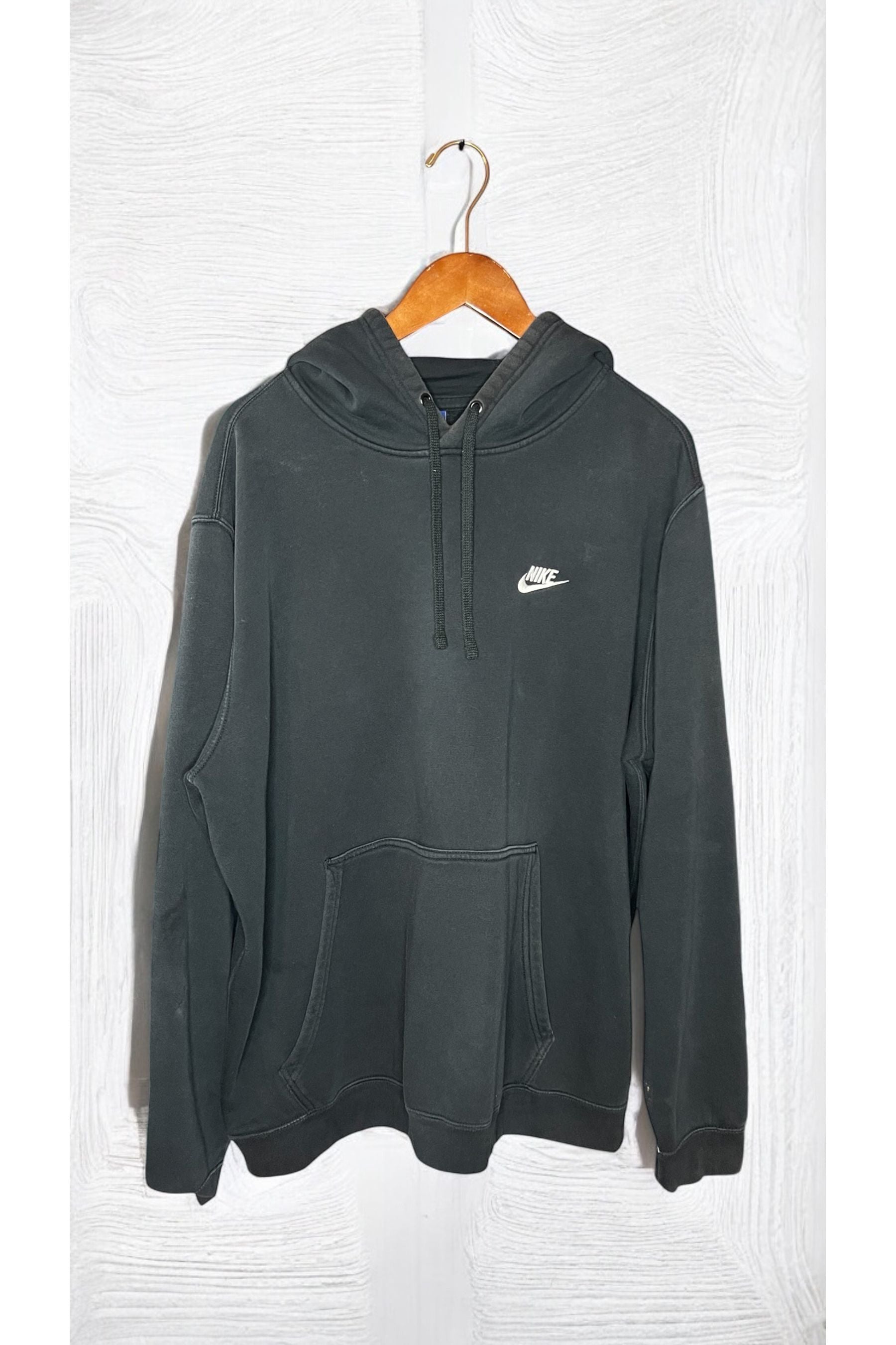 Nike Hoodie - La Kultura