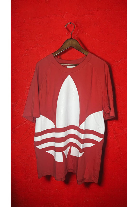 Vintage Adidas Originals Red Trefoil T-Shirt – Retro Streetwear Graphic Tee